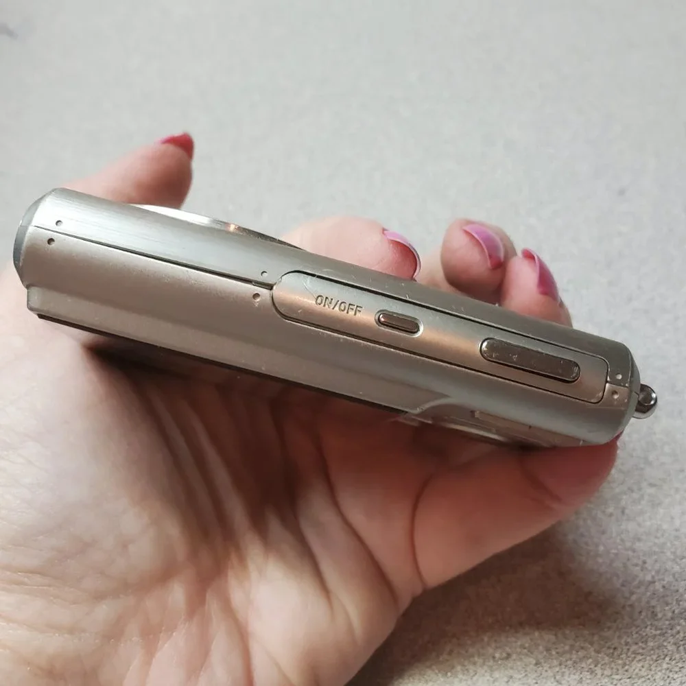 Casio Exilim EX-Z70 7.2MP Digital Camera with 3x Anti Shake Optical Zoom - Fair